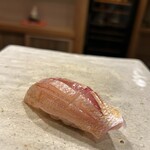 東麻布 天本 - 握りトップは春子鯛☆