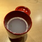 東麻布 天本 - 江戸前には赤出汁が多い中、しじみ汁は嬉しい☆