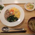 トーコーキッチン - 三色ごはん