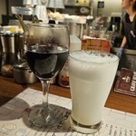 ステーキライスの店 センタービーフ - 右、匠ソーダ 手作りカルピス ですって 