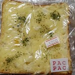 ル・ボヌール - PAC PACシールが貼ってありますね～。