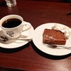 LADRIO - 『ケーキセット（900円税込）』
                ・本日のケーキ（ショコラのパウンドケーキ）
                ・ブレンドコーヒー