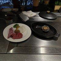 鉄板フレンチ キャトル・セゾン MORI - お肉、焼き野菜、鮑