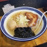 塩そば専門店 桑ばら - 国産小麦100％麺の秋刀魚香油塩そば