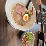 あいつのラーメン かたぐるま - 