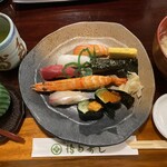 博多寿し - 料理写真:和ランチ(中にぎり)＝2090円