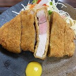 Yada katsu - 厚さは2〜3cmくらい