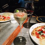 Pizzeria e Trattoria VACANZE NAGONE - スパークリングワイン　400円