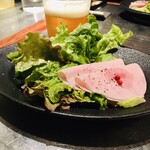 Pizzeria e Trattoria VACANZE NAGONE - 自家製ハムとグリーンサラダ