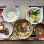 天然温泉 日向の湯 ドーミーイン宮崎 - (飫肥天肉うどん、チキン南蛮、肉巻きおにぎり、冷汁、サラダ、白ごはん、明太子、ゆずみつ) 朝食(大人) 1,800円