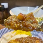 ヌードル＆スパイスカレー 今日の1番 - 甘めのチキンカレー　あっぷ