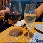 ocean good table - 赤ワインのグラスは大きい