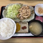 大松食堂 - 料理写真:にんにくだれ焼肉定食