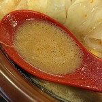 麺場 唐崎商店 - スープ