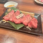 Koube Bifuyakiniku O Katora - 