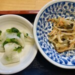 Tonkatsu Misawa - 漬物と小鉢