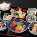 [Reservation required] Local fishmonger's meal, 9 dishes total/2,500 yen