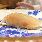 Tachigui Sushi Uogashi Yamaharu - ・真鯛 昆布〆