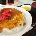 市役所内地下食堂　ジロー - エビたま丼。今月いっぱいでジローさん閉店ですね。