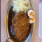 ゴーゴーカレー - 料理写真:チキンカレー中盛り ゆで卵とラッキョ