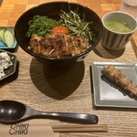 CHIKICHIKI - 鶏丼セット