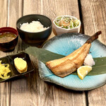 Seafood wholesaler's "Atka mackerel set meal"