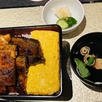 Sumiyaki Unagi Kashiwa Togawa - 中小金鰻重