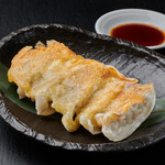 Crispy cheese Gyoza / Dumpling with wings