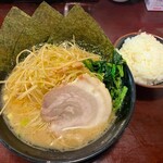 横浜家系ラーメン 一閃家 - 