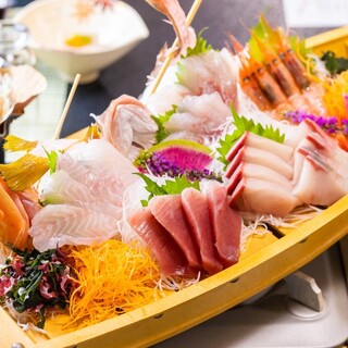Extremely fresh seafood delivered directly from the sea of Akashi