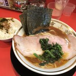 横浜家系ラーメン 裏大輝家 - 