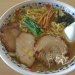 らぁめん とん平 - 塩らあめん 大盛