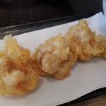 讃岐うどん なかじょう - 鶏天はとても香ばしいです