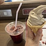 東亜珈琲館 - バスカップソーダとコーヒーソフト