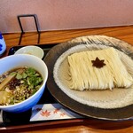 Jikitan Momiji - つけ麺