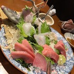 魚がし どまん中 神楽坂店 - 