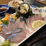 関あじ関さば館 - 