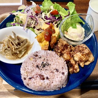 みいつカフェ_0