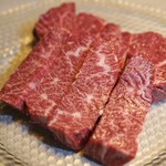Yakiniku Ushinoe - 黒毛和牛厚切りハラミ