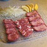 Yakiniku Ushinoe - 黒タン3種盛り