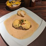 旬菜ステーキ処 らいむらいと - チーズハンバーグ200グラム④