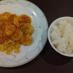 中国料理 龍皇 - 海老のチリソース(ライス付き)