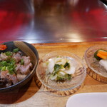 あしあと - もつ煮込み・お漬物二種