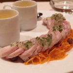 ラ・カーヴ・ド・ノア - Feb, 2014_2 ウサギの冷製　人参のムースとラペ