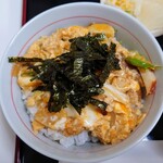 日乃出本店 - 令和6年5月 ランチタイム(12:00頃〜14:00)
ミニ丼セット 税込580円
ミニ玉子丼、ミニうどん、漬物