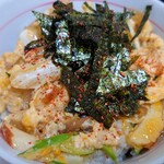 日乃出本店 - 令和6年5月 ランチタイム(12:00頃〜14:00)
ミニ丼セット 税込580円
ミニ玉子丼、ミニうどん、漬物