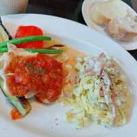 GARB CENTRAL -  GARB CENTRAL -