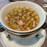 中国料理　翠陽 - ポークベーコンと季節野菜のスープ