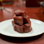 焼肉幸泉 - 赤身角切