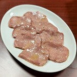 焼肉幸泉 - タン塩